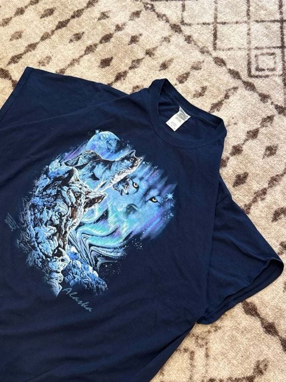 Gildan Alaska Wolf Northern Lights Graphic T-Shirt Size 2XL